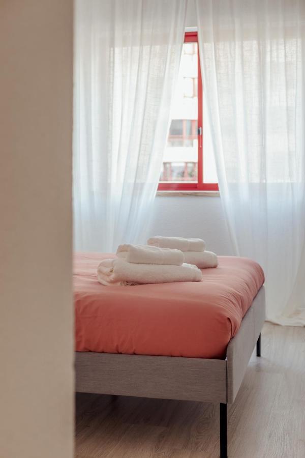 Elegant 3 Bedroom Apt - City Centre - Garage - Metro Lisboa Ngoại thất bức ảnh