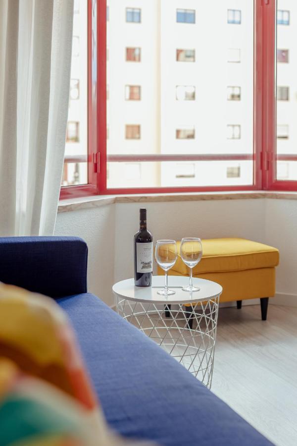 Elegant 3 Bedroom Apt - City Centre - Garage - Metro Lisboa Ngoại thất bức ảnh
